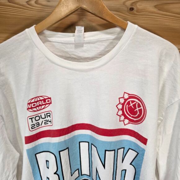 Blink 182 2023/2024 World Concert Tour Long Sleeve Shirt Men XL Stain READ - Picture 2 of 13